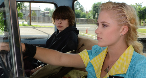 TheGuest_MaikaMonroe