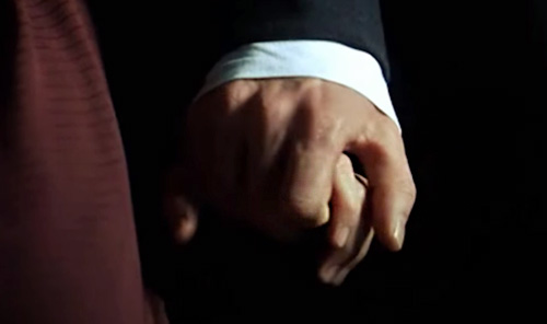 MansfieldParkHoldingHands