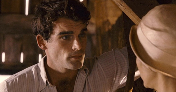 Stanley putting on the charm on Audrey Tautou in Thérèse Desqueyroux