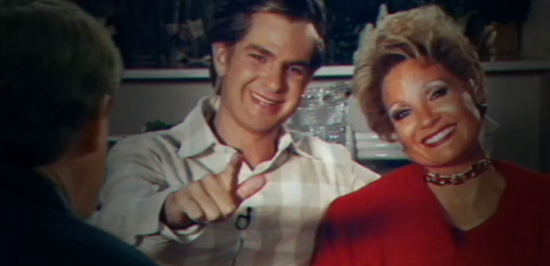 eyes-tammy-faye-2021-tv-interview