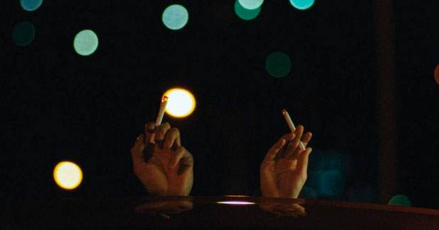 drivemycar-car-smoking-scene