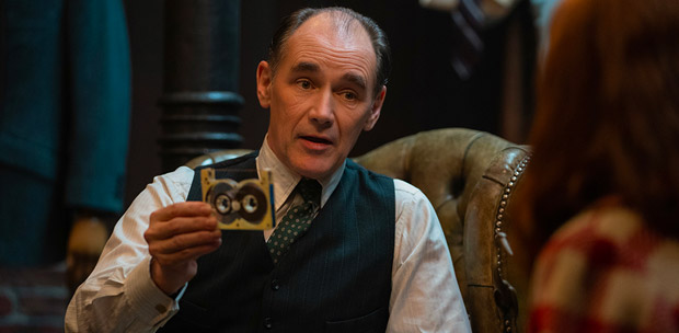 theoutfit-mark-rylance