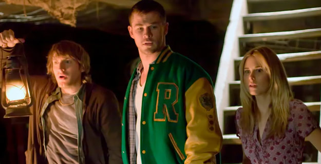 summerhorror-cabin-woods