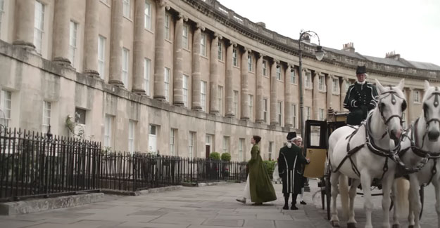 persuasion-netflix-bath