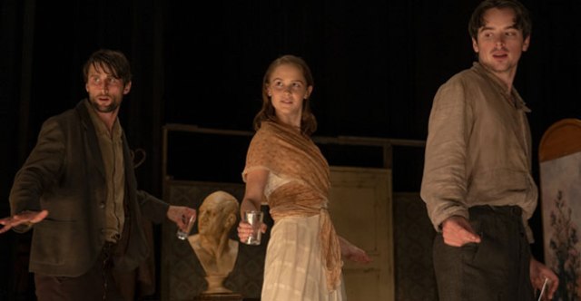 LoveGetsARoom-lovetriangle