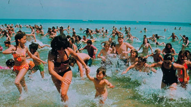 jaws-beachscene