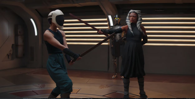 ahsoka-sabine-lightsaber-training