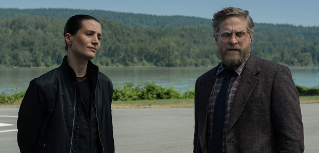 monarch-appletv-Elisa-Joe