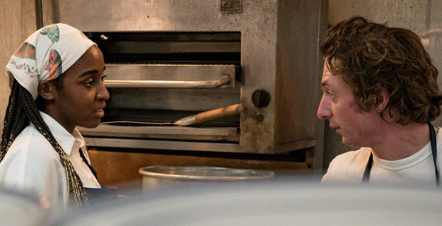 TheBearS1-Sydney-Carmy