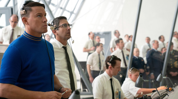 FlyMeToTheMoon-NASA-control-center